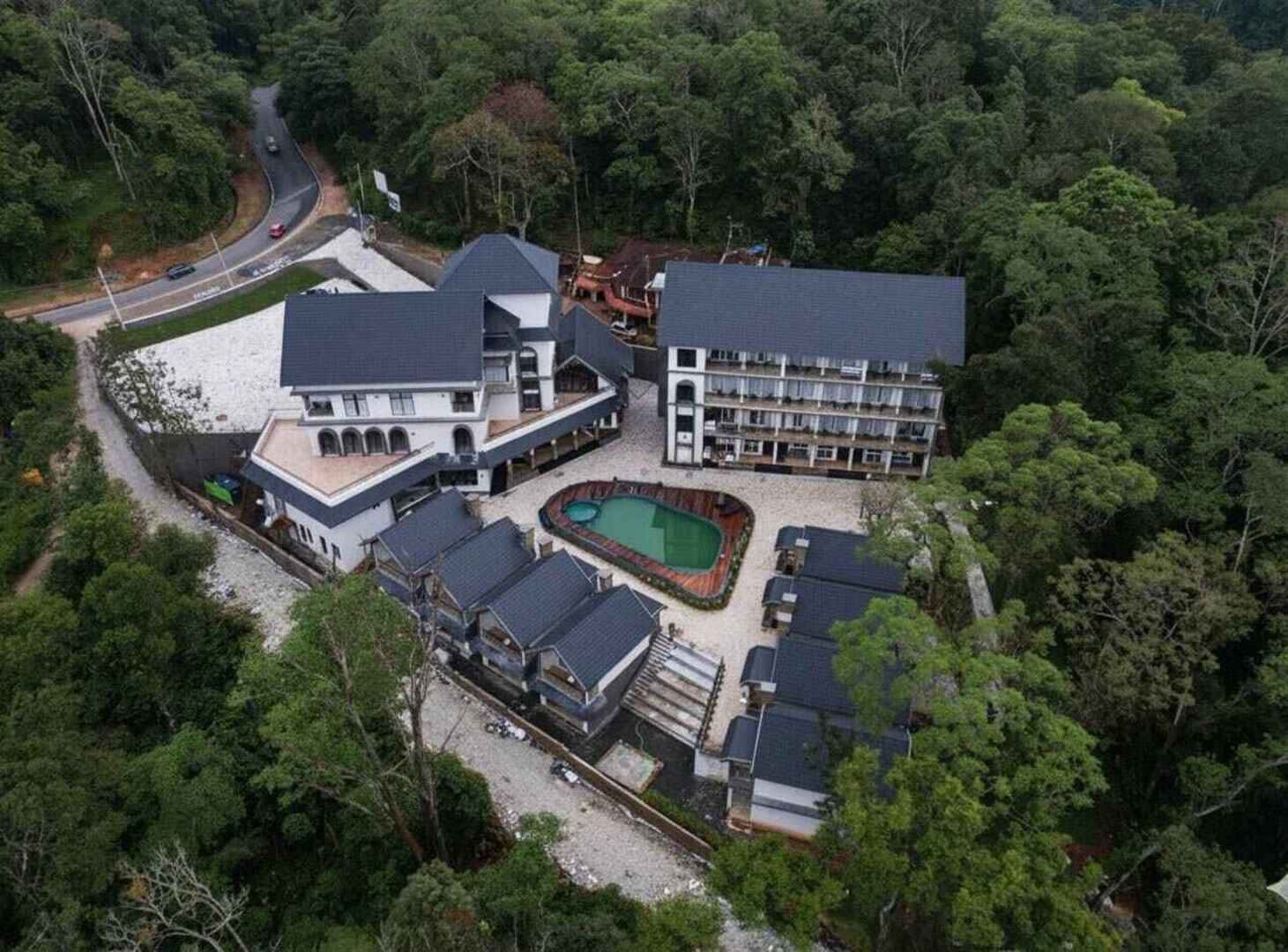 CherryLoft Luxury Resort